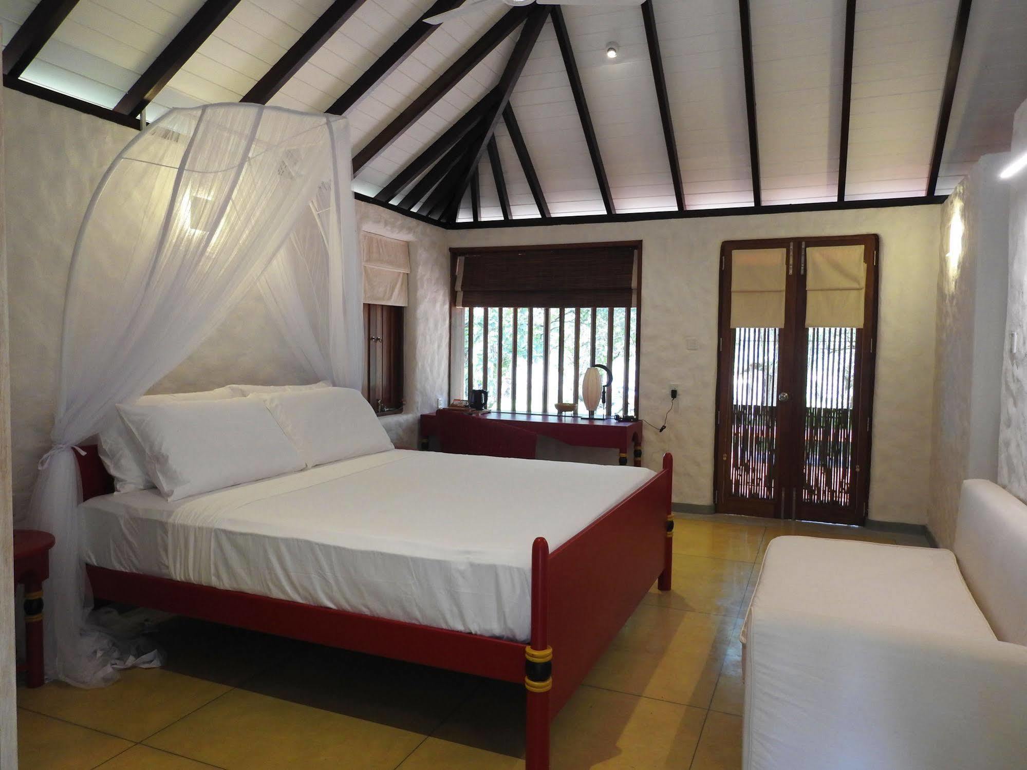 Jetwing Kaduruketha Hotel Wellawaya Exterior foto