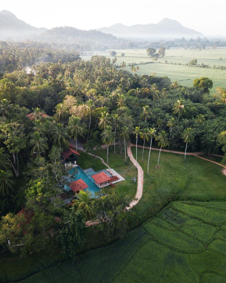 Jetwing Kaduruketha Hotel Wellawaya Exterior foto